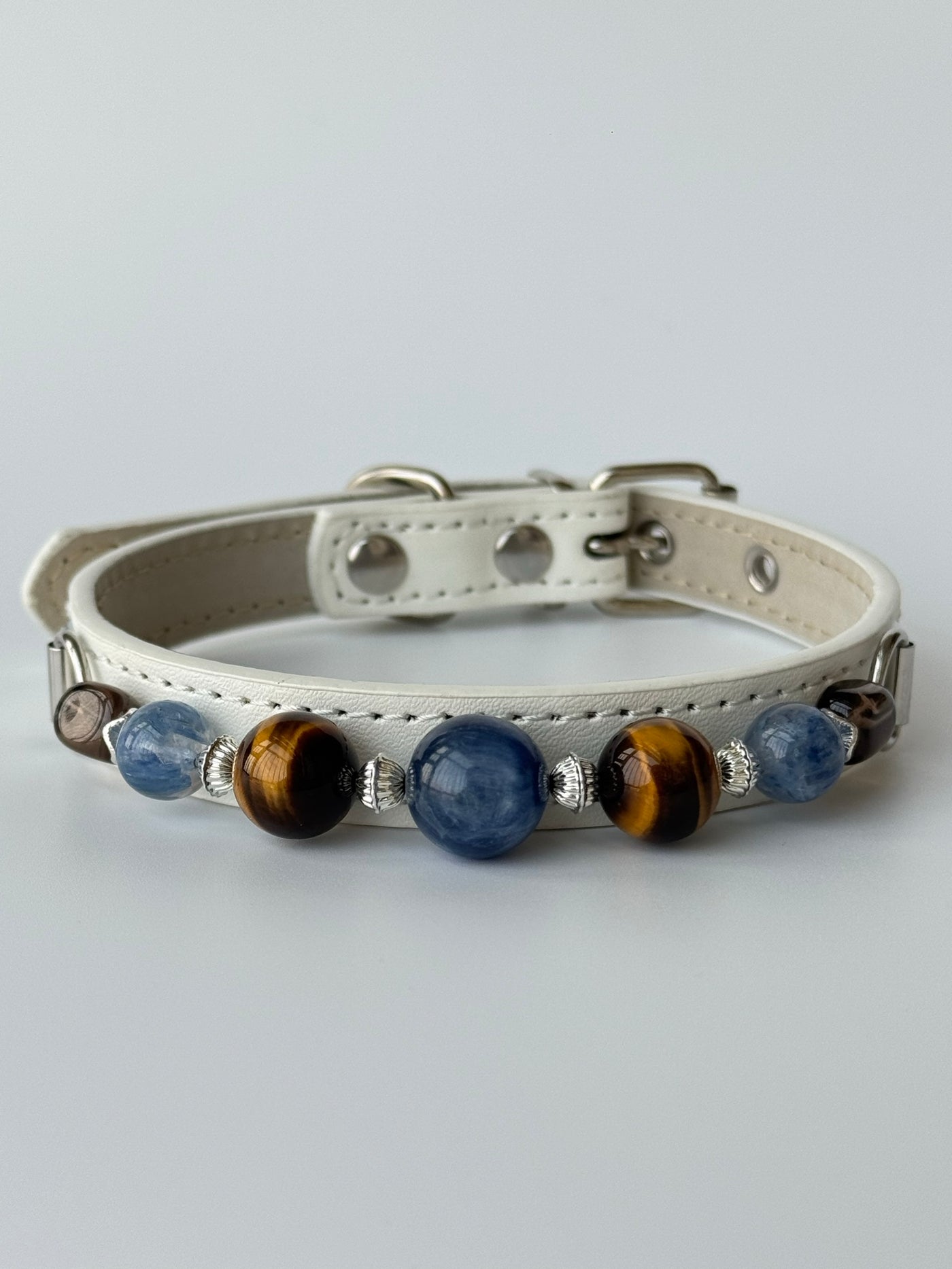 Blue Kyanite Confidence Collar